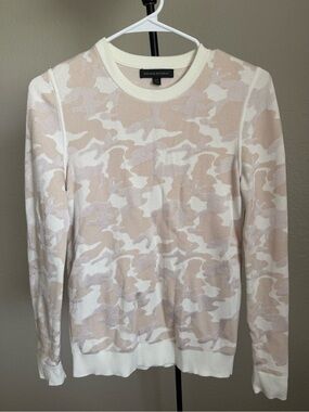 Banana Republic Cream & Tan Camo Crewneck Sweater XS